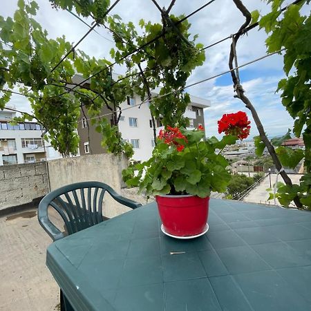 Casa Intera La Paghi Come Una Camera The Home With The Price Of A Room Durres Ngoại thất bức ảnh